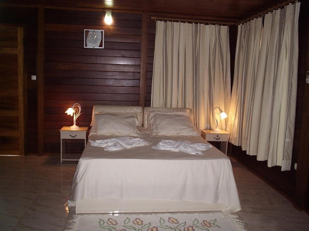 Pousada das Flores Fernando de Noronha Quarto foto